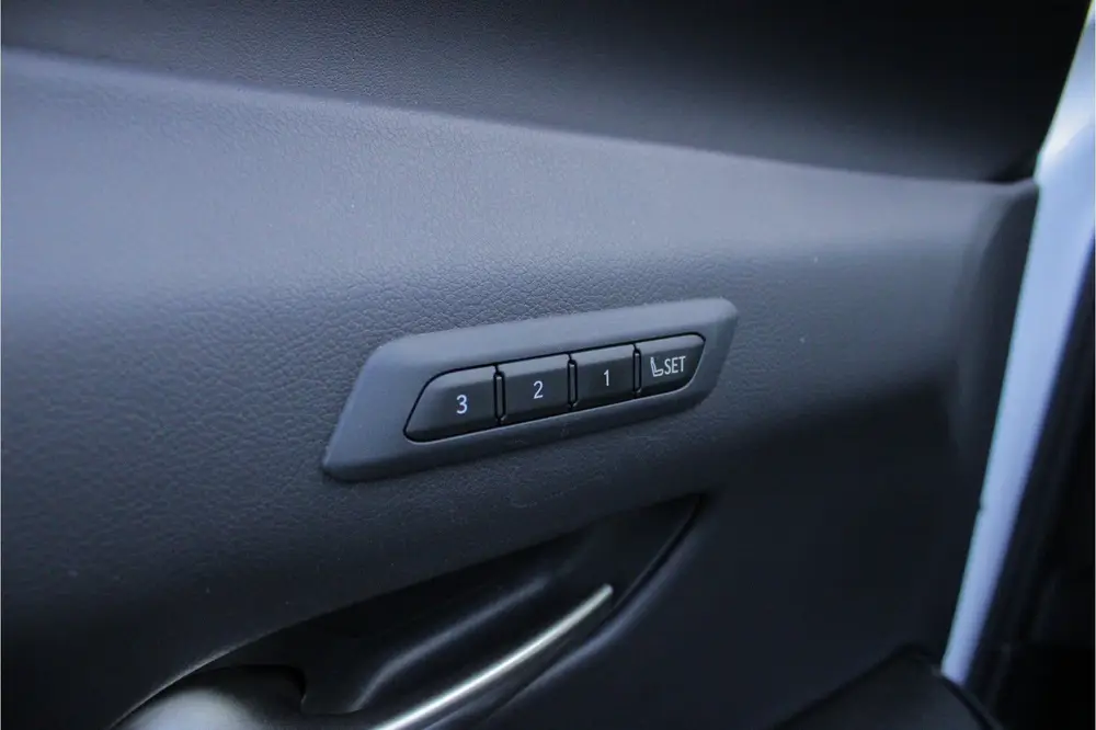 Lexus UX 250h F Sport Premium |dealer onderhouden|leder|elek uit 2019, foto 17
