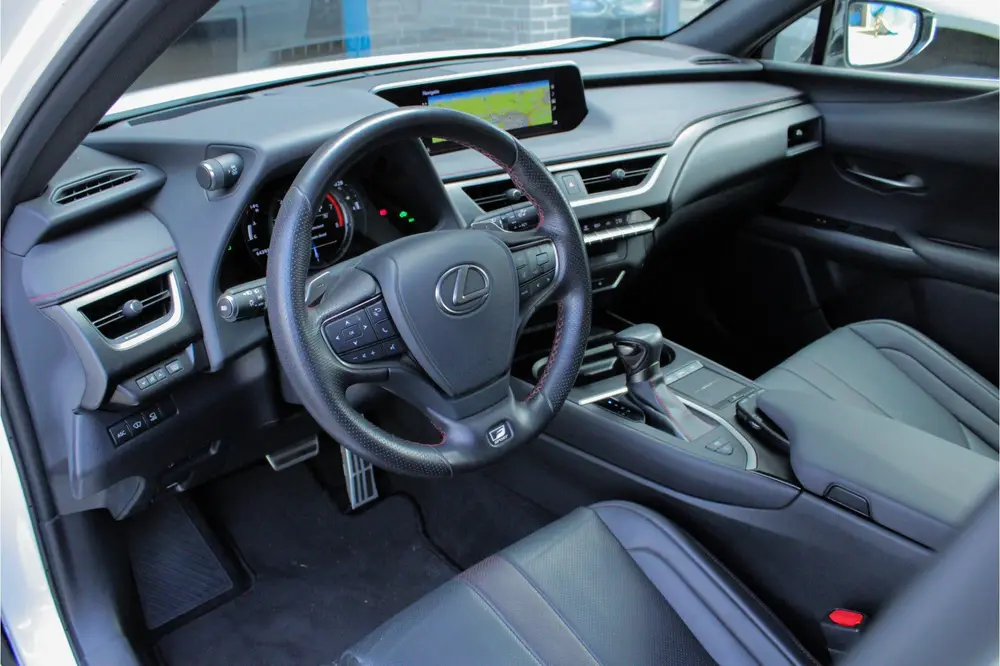 Lexus UX 250h F Sport Premium |dealer onderhouden|leder|elek uit 2019, foto 4