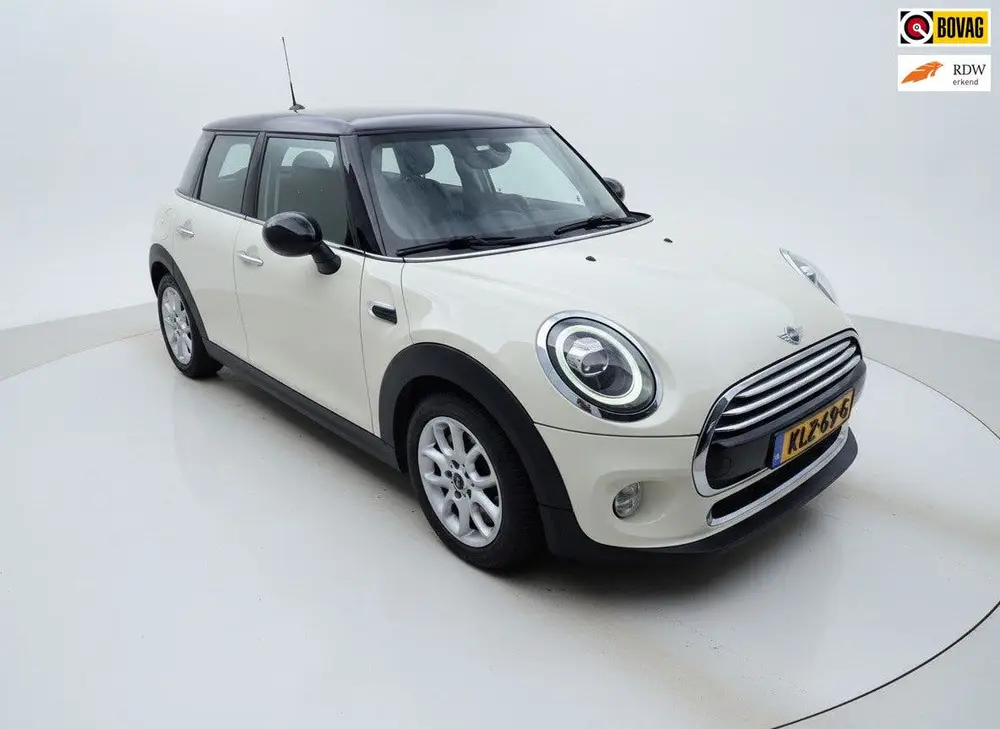 Mini Cooper 1.5 Cooper Chili uit 2019