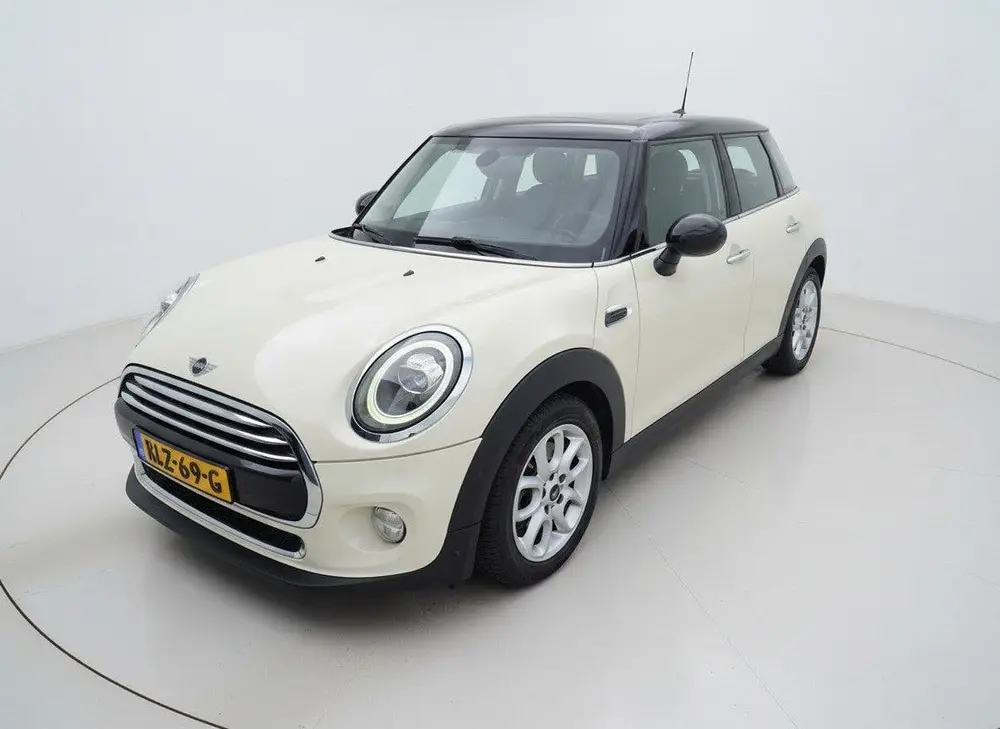 Mini Cooper 1.5 Cooper Chili uit 2019, foto 8