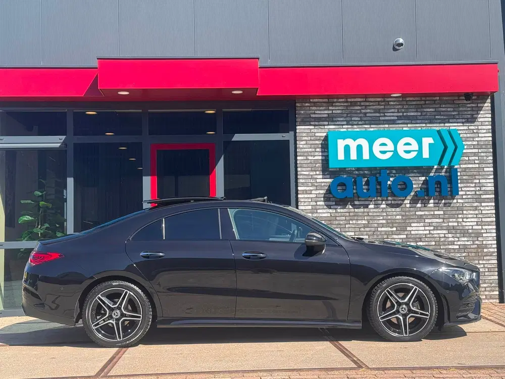 Mercedes-Benz CLA 180 AMG PANO l SFEER l MATRIX l KEY uit 2020, foto 2