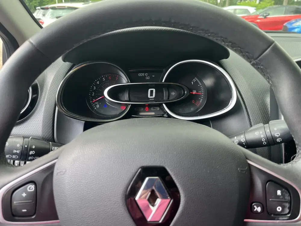 Renault Clio 0.9 TCe Limited Carplay uit 2019, foto 10