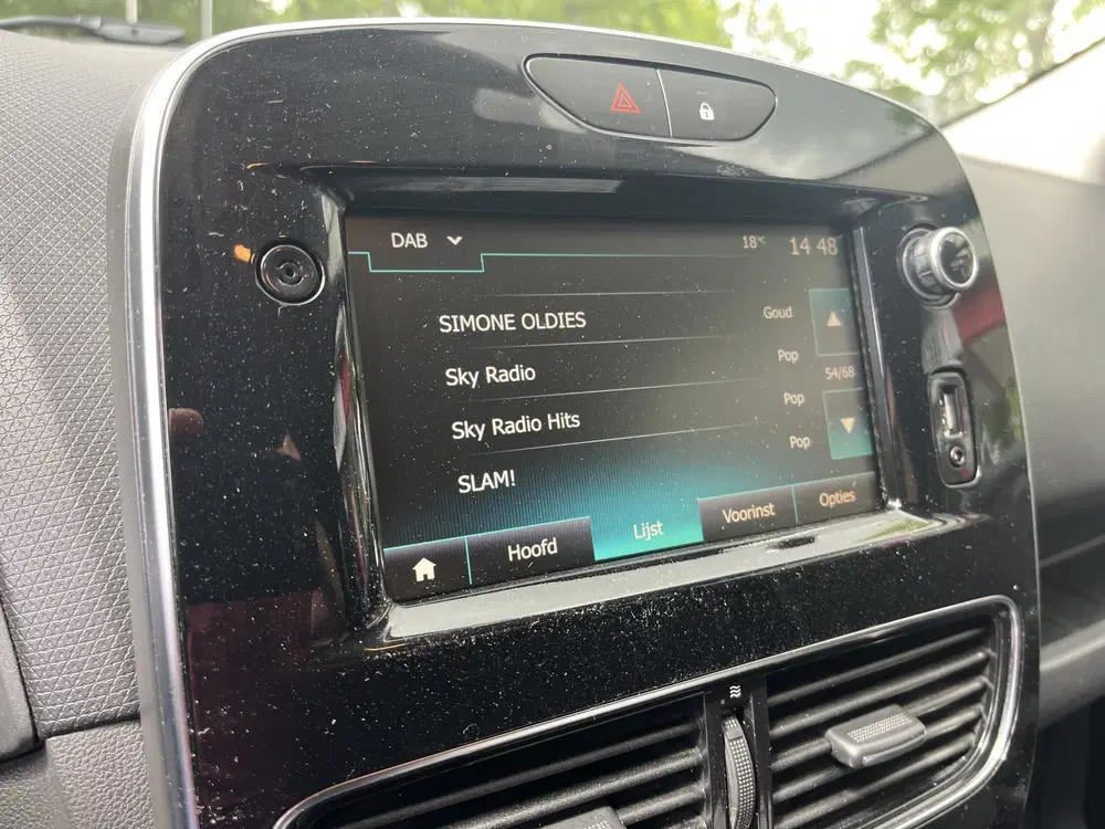 Renault Clio 0.9 TCe Limited Carplay uit 2019, foto 13