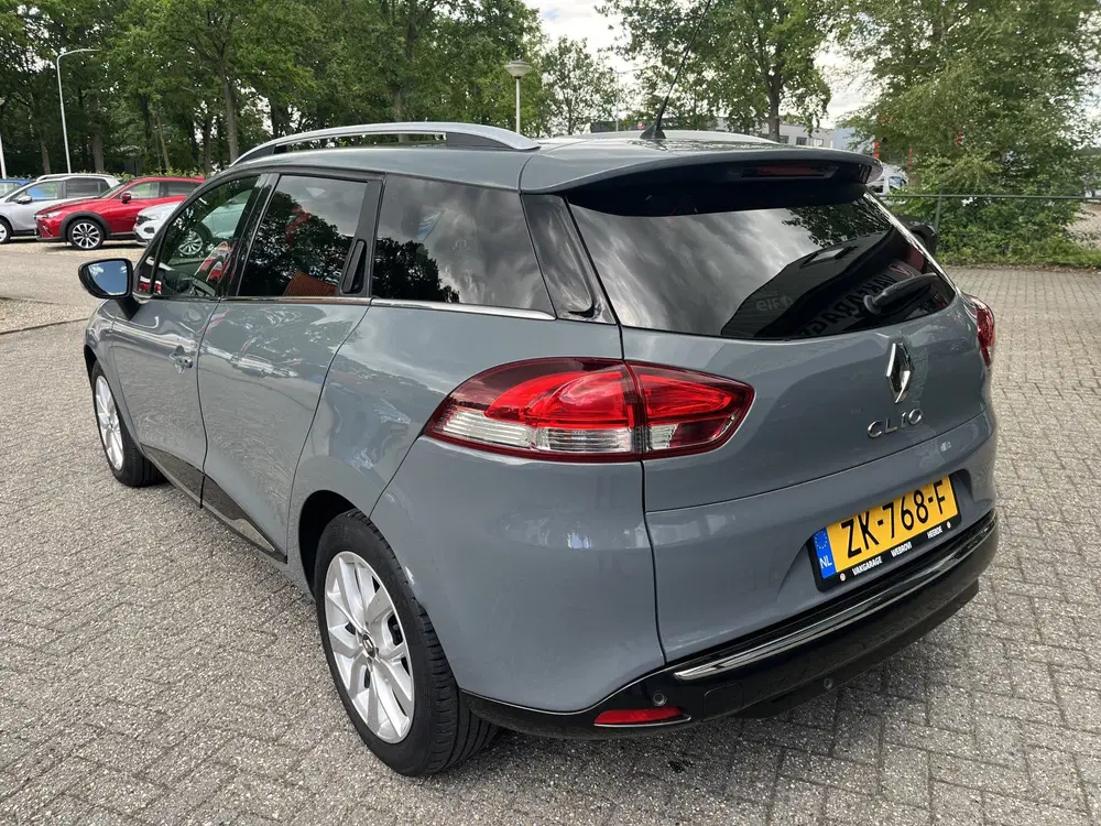Renault Clio 0.9 TCe Limited Carplay uit 2019, foto 5