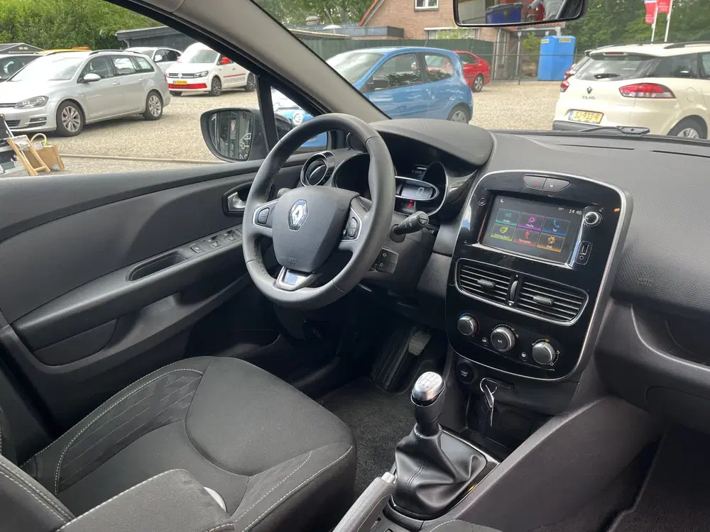 Renault Clio 0.9 TCe Limited Carplay uit 2019, foto 7