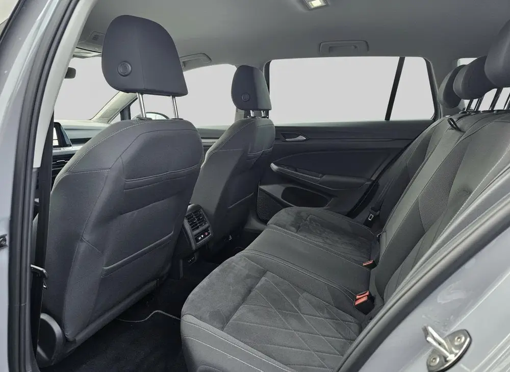 Volkswagen Golf Variant 1.5 TSI Style ADAPTIVE CRUISE CAMERA uit 2021, foto 6