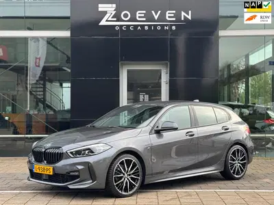 BMW 1-serie 118i Business Edition M-Pakket BTW Auto + uit 2021