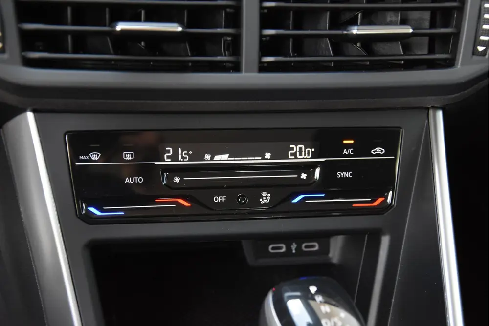 Volkswagen Polo 1.0 TSI Life automaat DSG ECC PDC NAP 1e eig uit 2022, foto 16