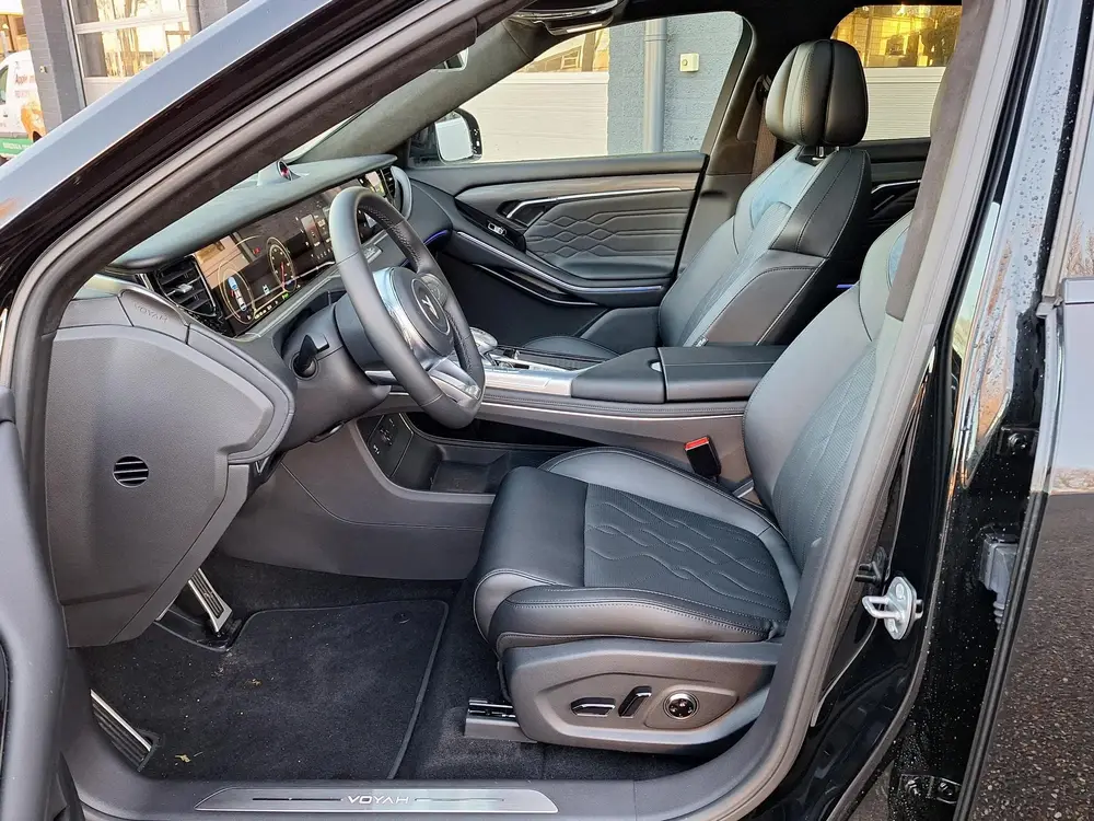 Voyah Free Limited Edition Business 4WD 106 kWh | Schuifdak uit 2026, foto 5