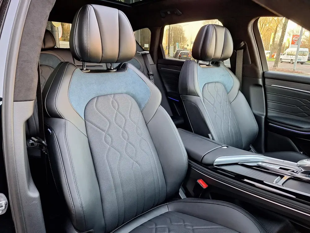Voyah Free Limited Edition Business 4WD 106 kWh | Schuifdak uit 2026, foto 7