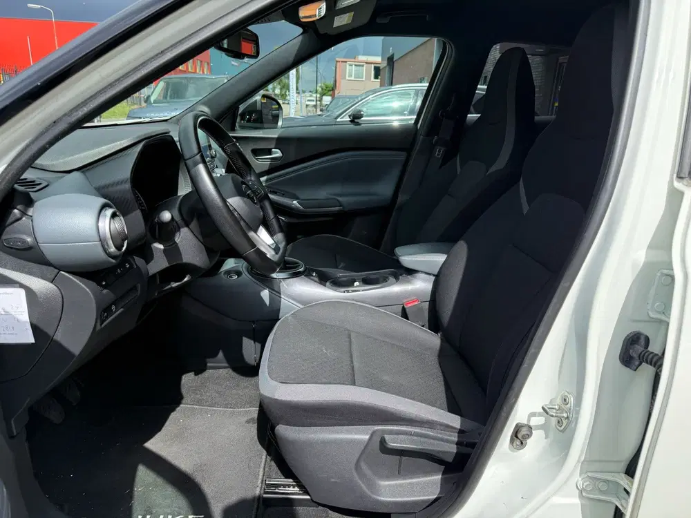 Nissan Juke 1.0 DIG-T N-Connecta uit 2021, foto 17