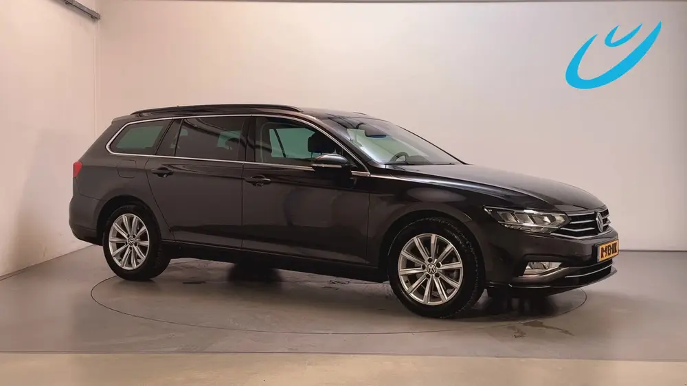 Volkswagen Passat Variant 1.5 TSI 150pk DSG Business Stoelve uit 2022