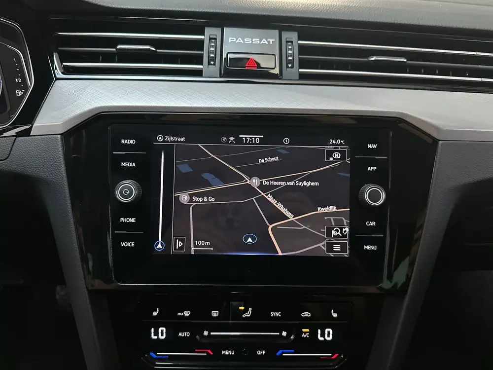 Volkswagen Passat Variant 1.5 TSI 150pk DSG Business Stoelve uit 2022, foto 11