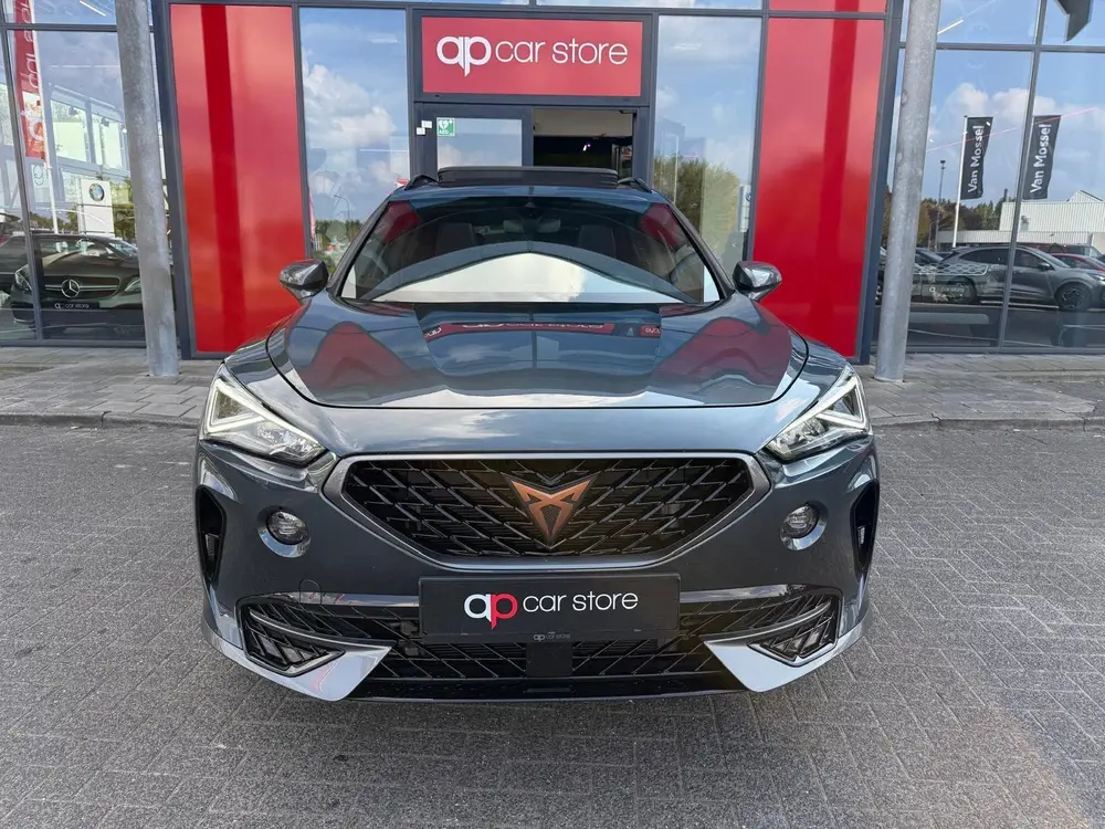 Cupra Formentor 1.4 e-Hybrid VZ Panorama uit 2022, foto 3