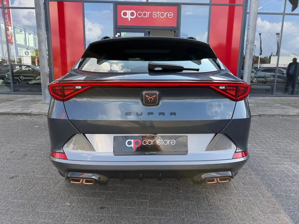 Cupra Formentor 1.4 e-Hybrid VZ Panorama uit 2022, foto 6