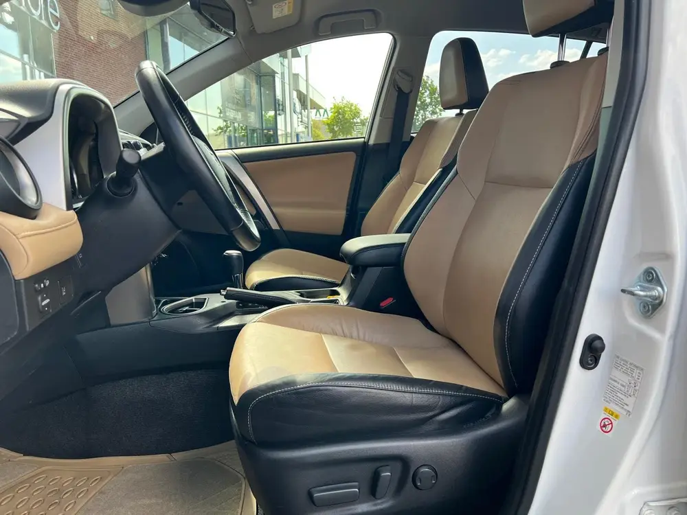 Toyota RAV4 2.5 Hybrid Executive uit 2019, foto 12