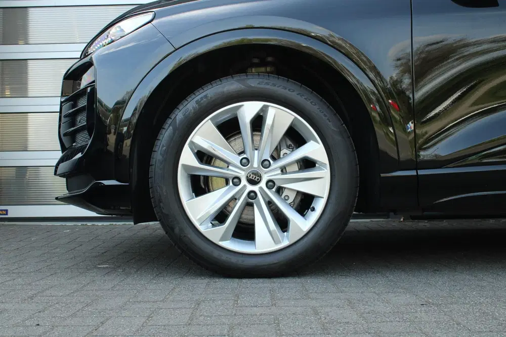 Audi Q6 e-tron 252pk Launch Edition 83 kWh uit 2025, foto 13