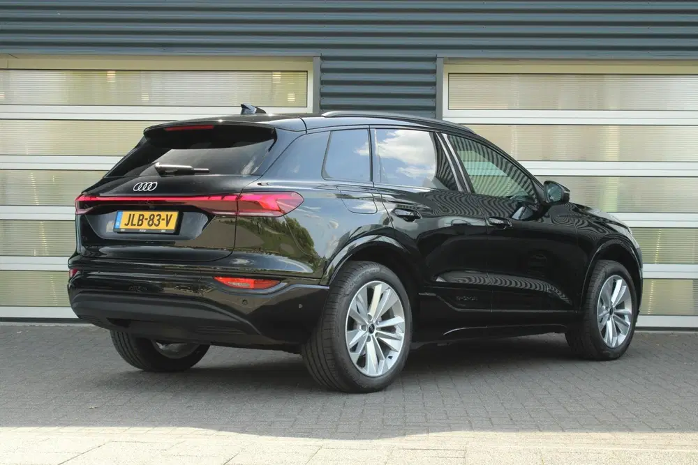 Audi Q6 e-tron 252pk Launch Edition 83 kWh uit 2025, foto 2