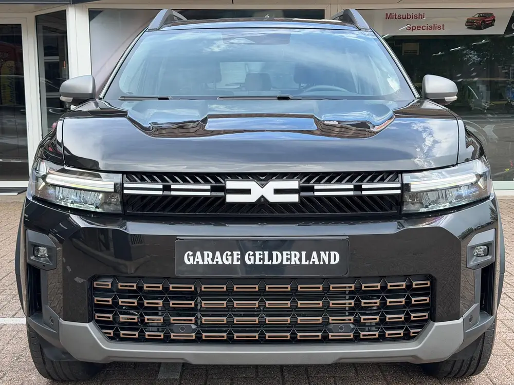 Dacia Bigster 1.8 Hybrid 155 Extreme uit 2025, foto 4