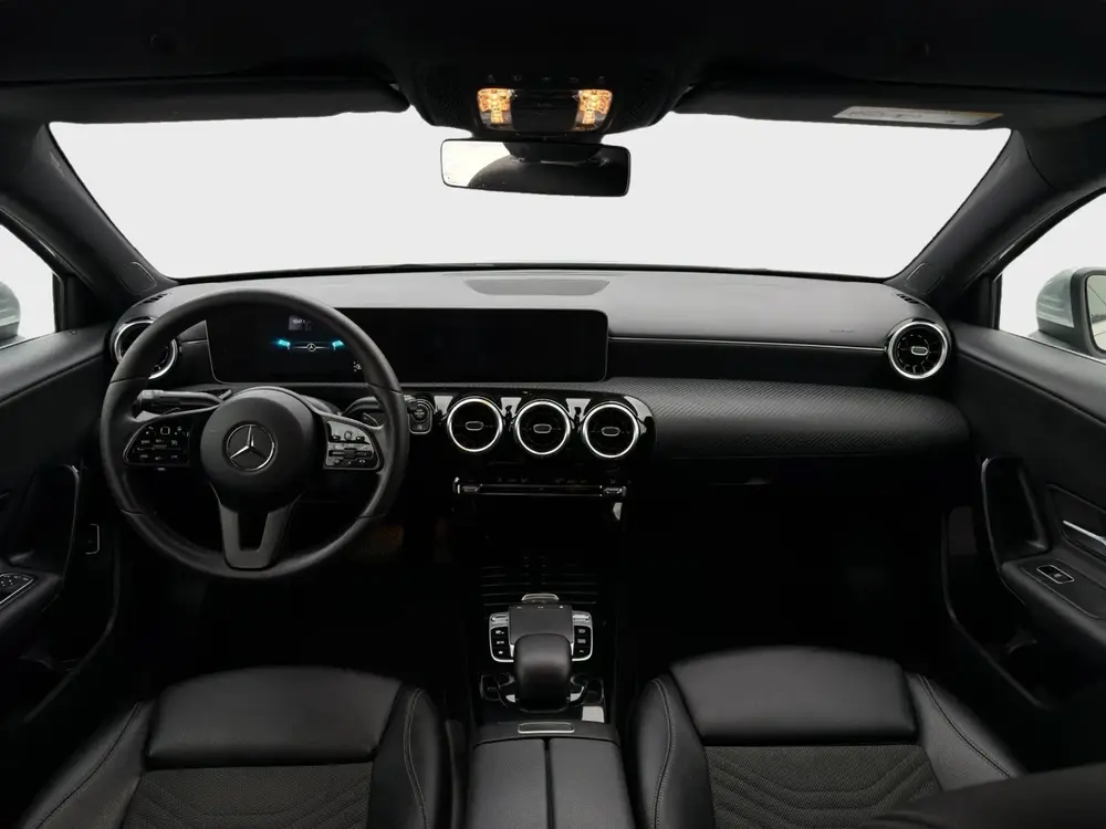 Mercedes-Benz A-Klasse 200 Premium Plus Cruise Clima Camera uit 2019, foto 16