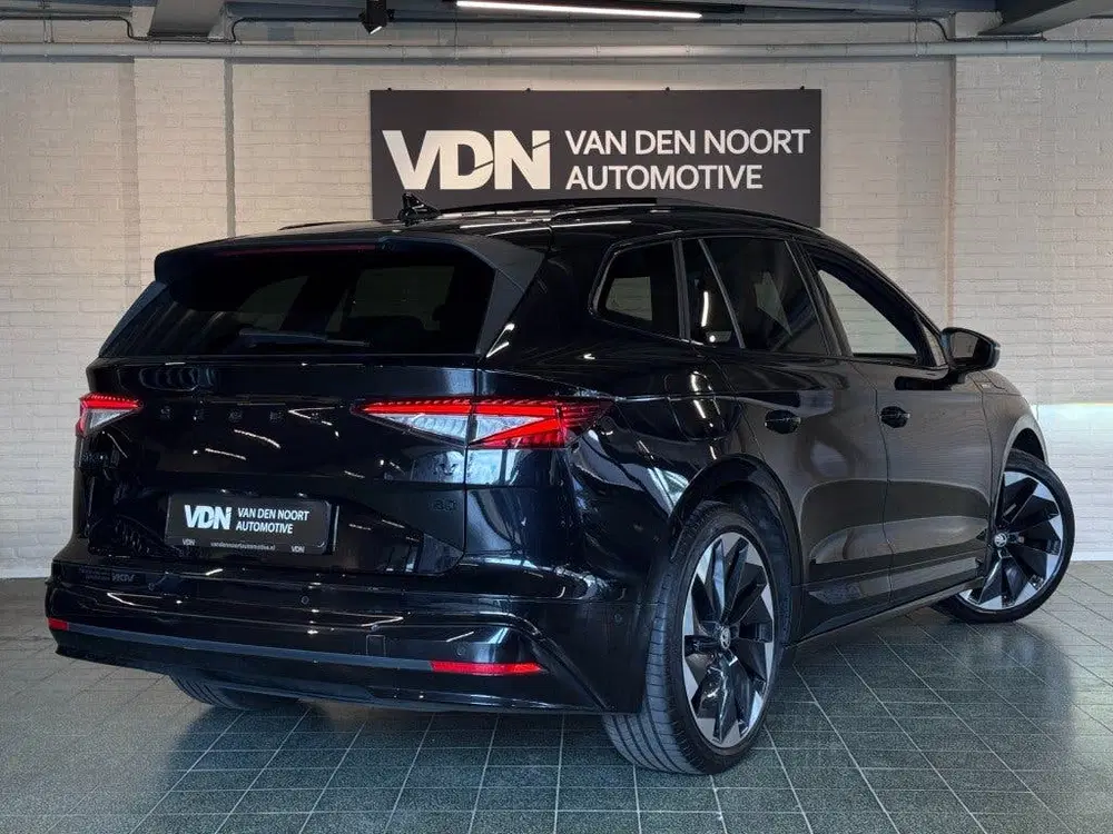 Skoda Enyaq iV 80 Sportline 204pk 95% BTW Warmtepomp P uit 2022, foto 3