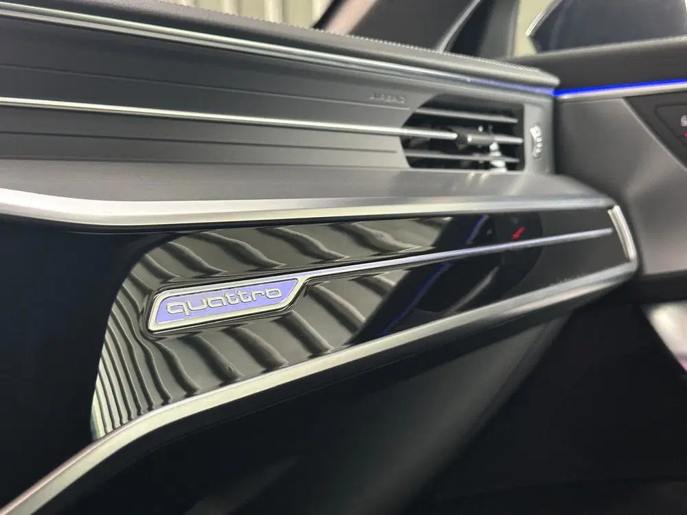 Audi A6 50 TFSI e Quattro S-line Black-optic 300 p uit 2023, foto 16