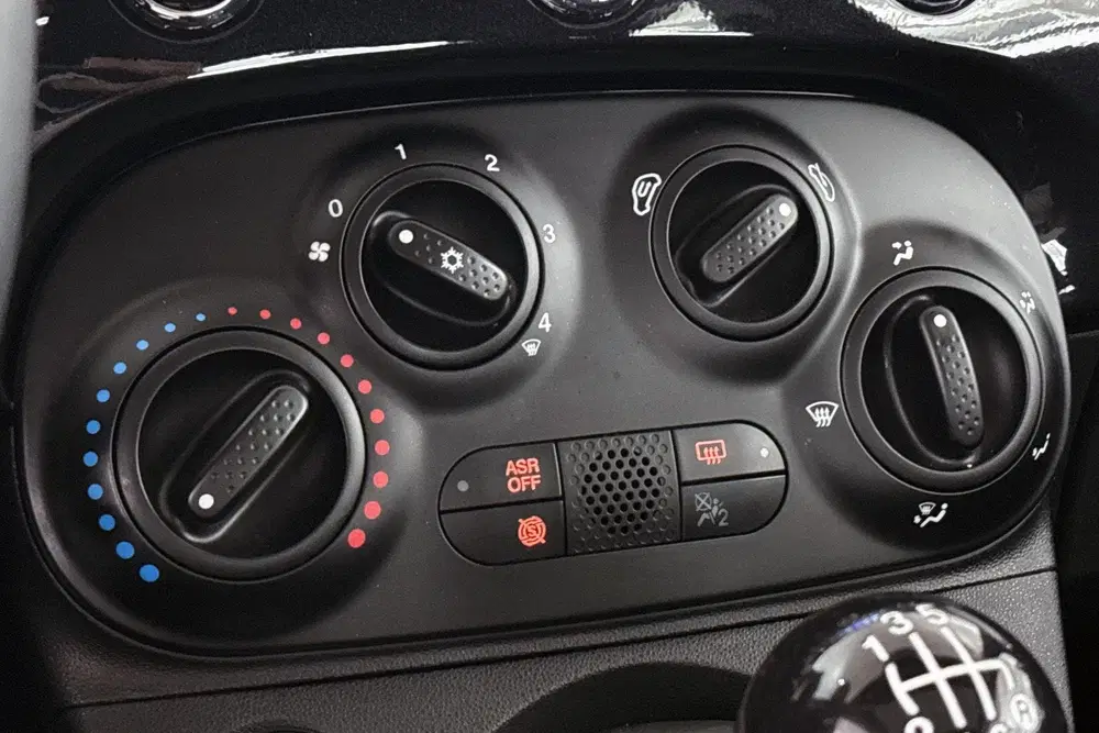 Fiat 500 1.0 Hybrid Dolcevita Finale Panoramadak Ai uit 2024, foto 18