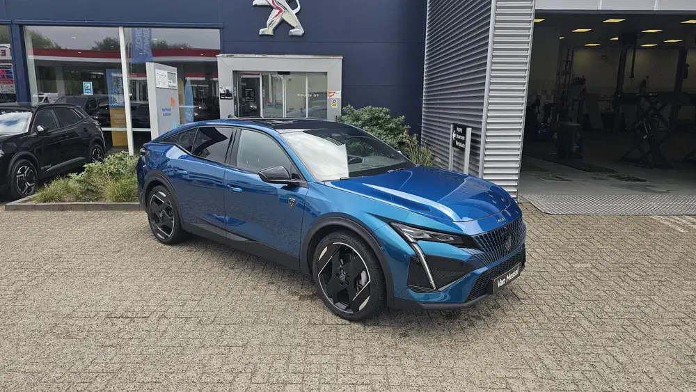 Peugeot 408 1.6 HYbrid GT 225 EAT8 First Edition uit 2023, foto 4