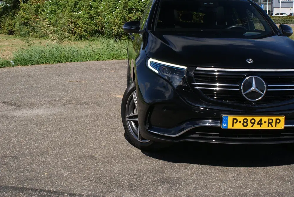 Mercedes-Benz EQC 400 4MATIC 80 kWh uit 2021, foto 4