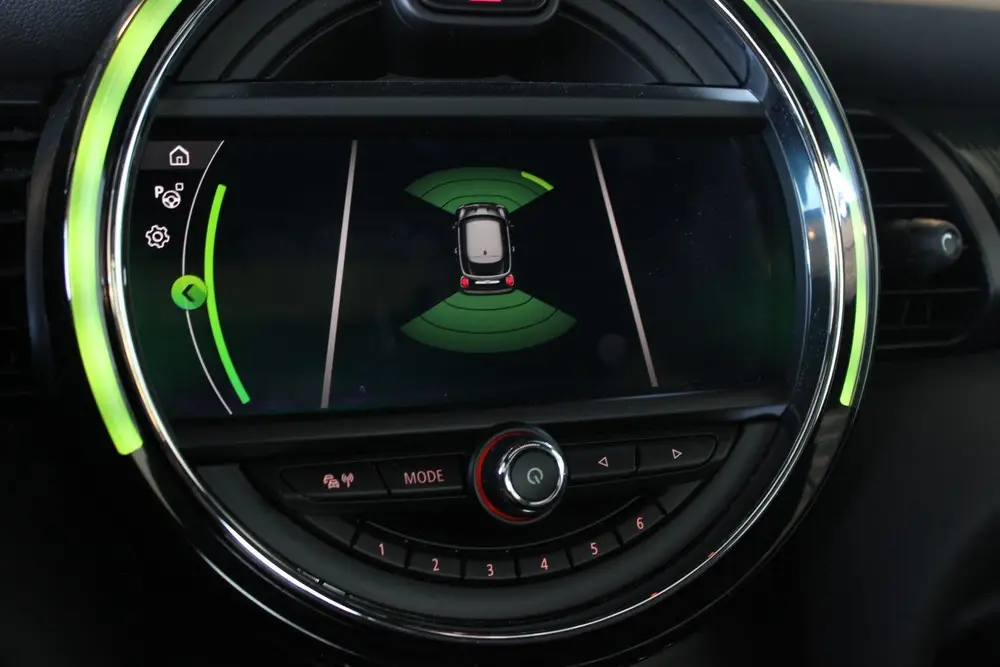 Mini Cooper 1.5 60 Years Edition Pano uit 2019, foto 16
