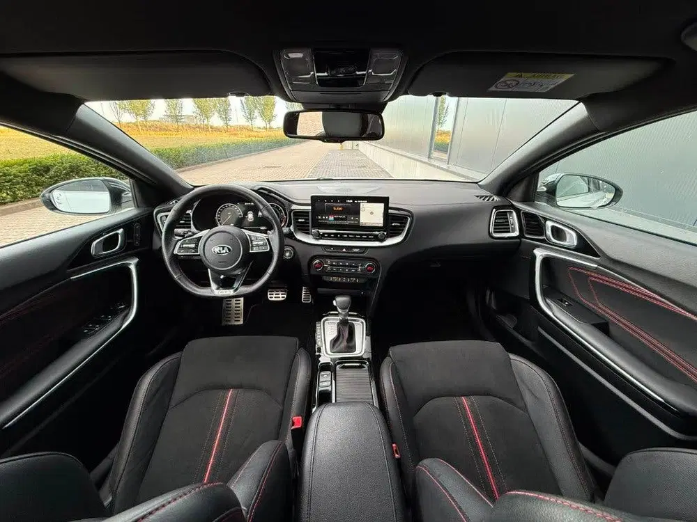 Kia ProCeed ProCeed 1.6 T-GDI GT 204PK afn. trekhaak G uit 2020, foto 9