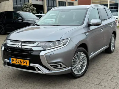 Mitsubishi Outlander 2.4 PHEV Intense uit 2020