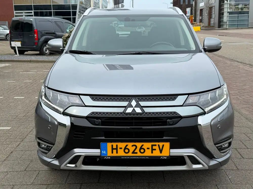 Mitsubishi Outlander 2.4 PHEV Intense uit 2020, foto 13