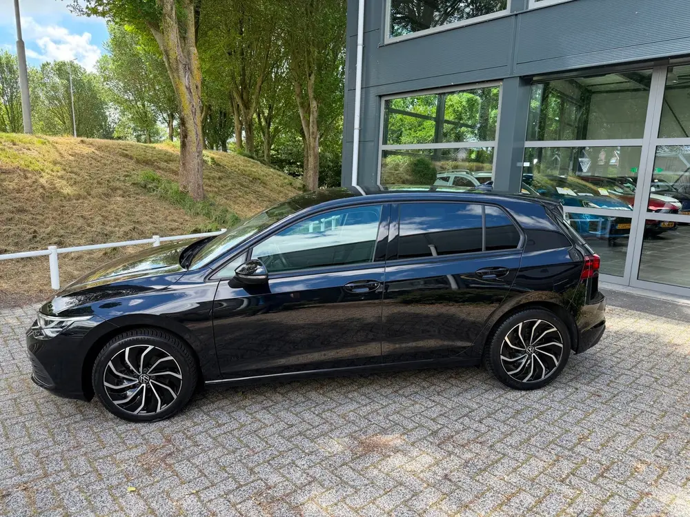 Volkswagen Golf 1.0 TSI Life carplay uit 2023, foto 4