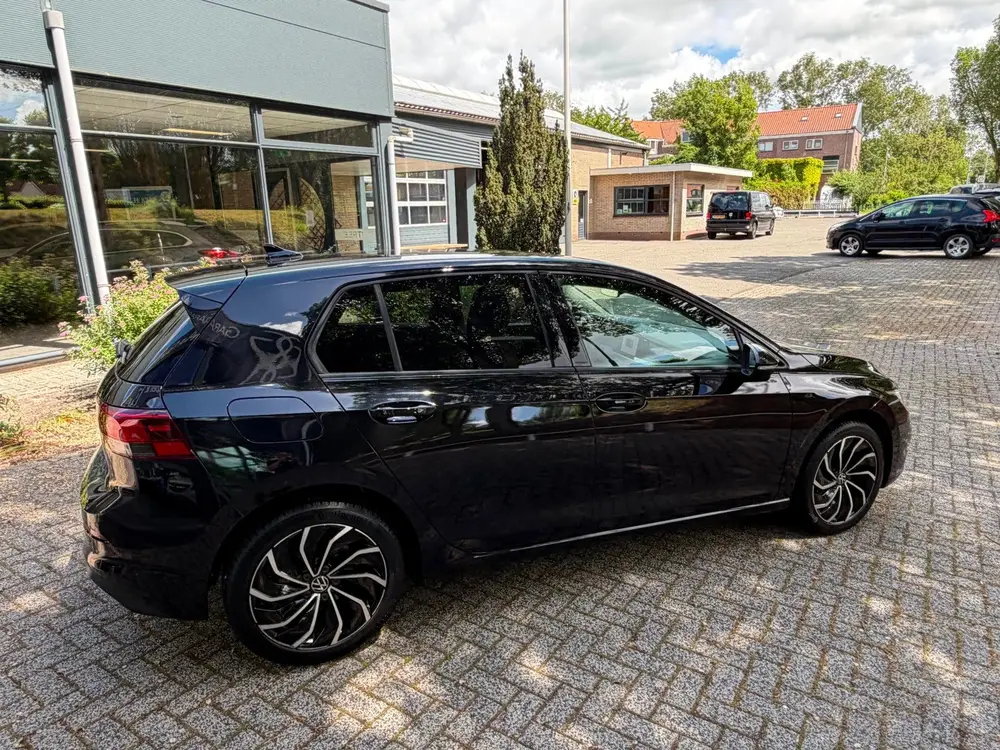 Volkswagen Golf 1.0 TSI Life carplay uit 2023, foto 9