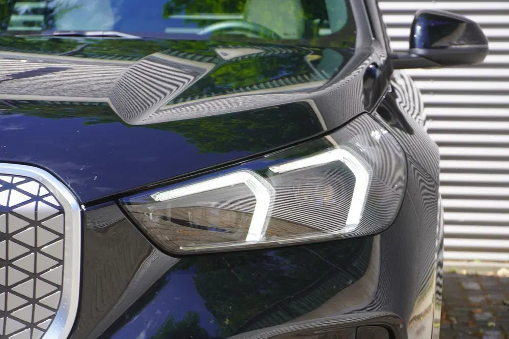 BMW iX1 eDrive20 M Sportpakket uit 2026, foto 18