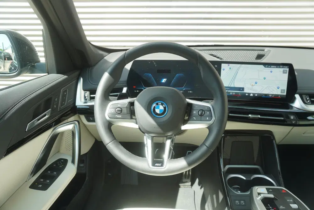 BMW iX1 eDrive20 M Sportpakket uit 2026, foto 8