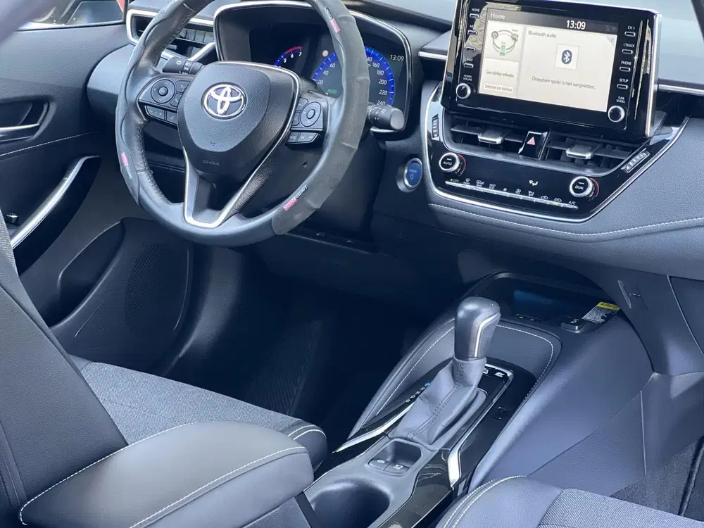 Toyota Corolla 1.8 Hybrid Dynamic Sport uit 2021, foto 8