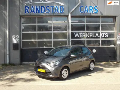 Toyota Aygo 1.0 VVT-i x-otic Automaat Airco Camera Ele uit 2022