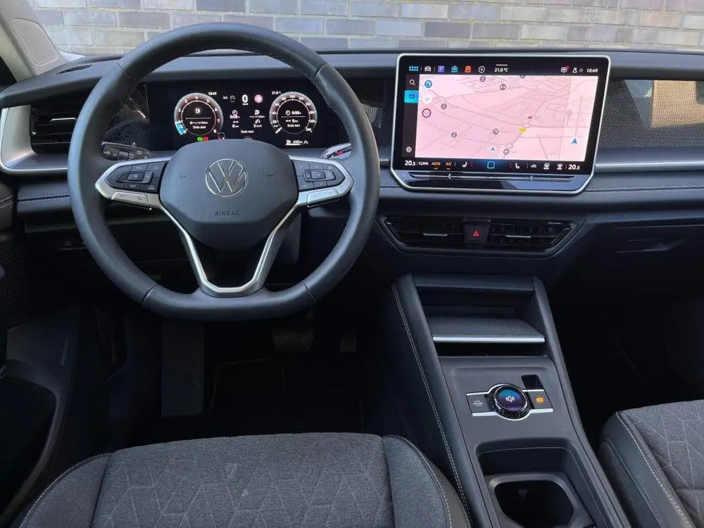 Volkswagen Tayron 1.5 ETSI LIFE 7-PERS. - TREKH. - MATRIX uit 2025, foto 2