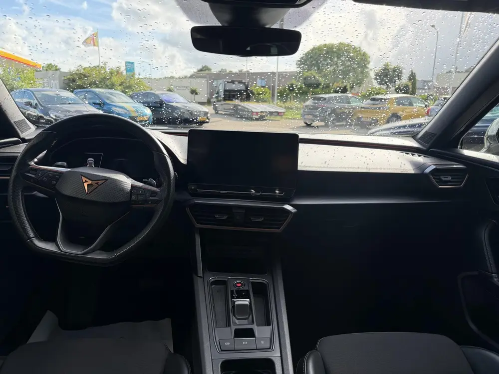 Cupra Formentor 1.4 e-Hybrid Business uit 2022, foto 2