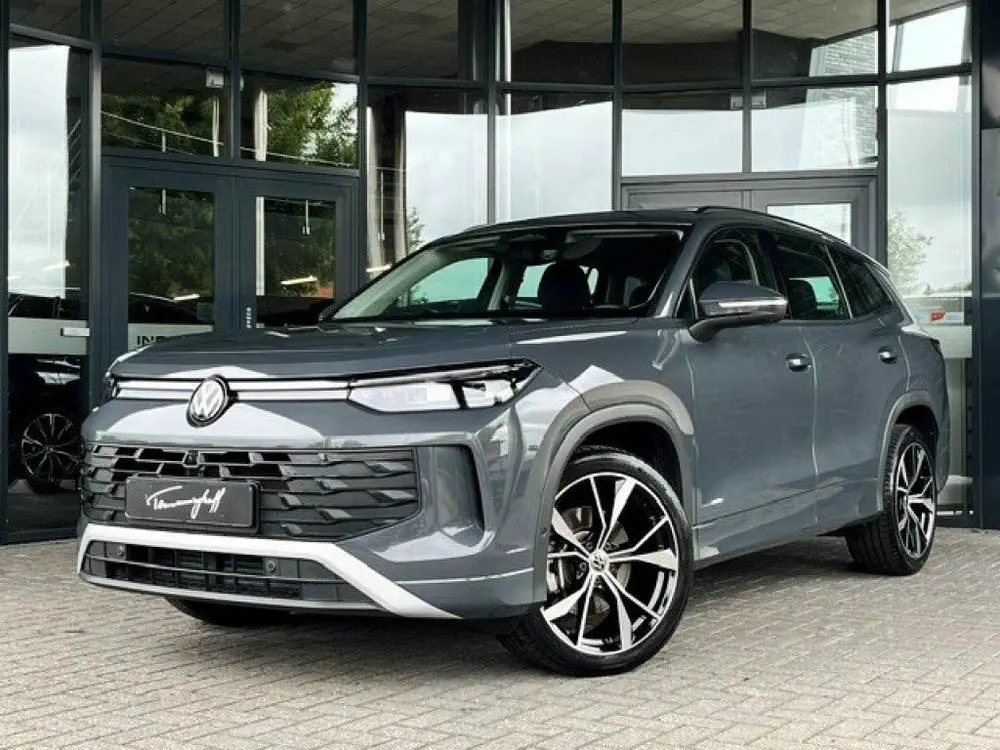 Volkswagen Tayron 1.5 eTSI LIFE 7-PERS. - TREKH. - 20 INCH uit 2025