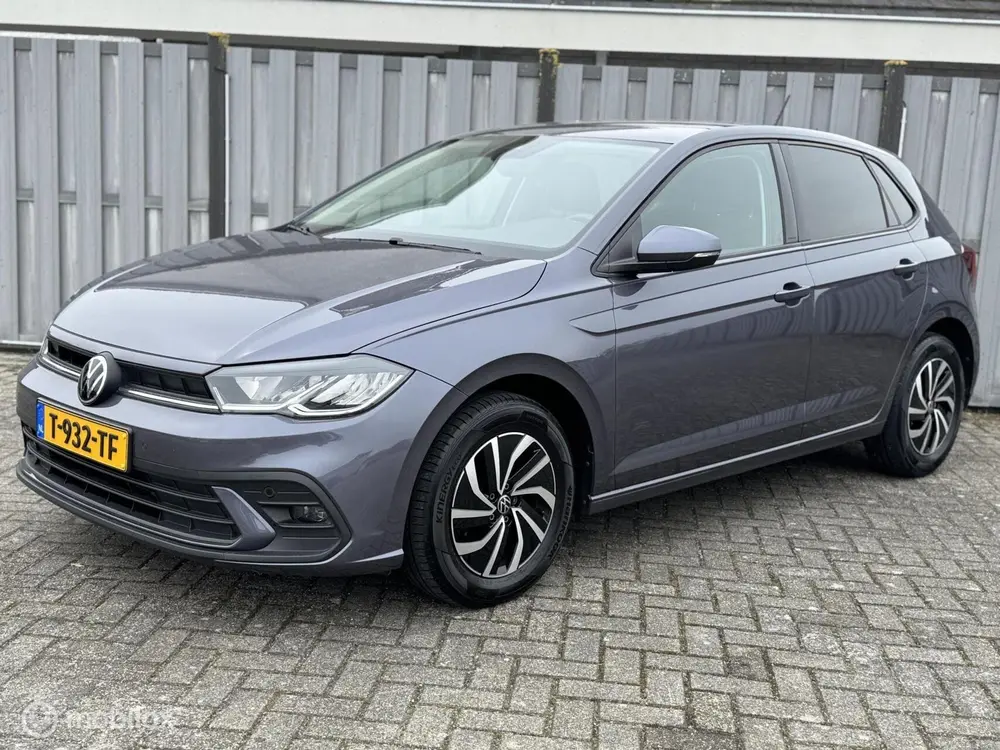 Volkswagen Polo 1.0 TSI Life Led,Carplay,PDC,ACC uit 2022, foto 2