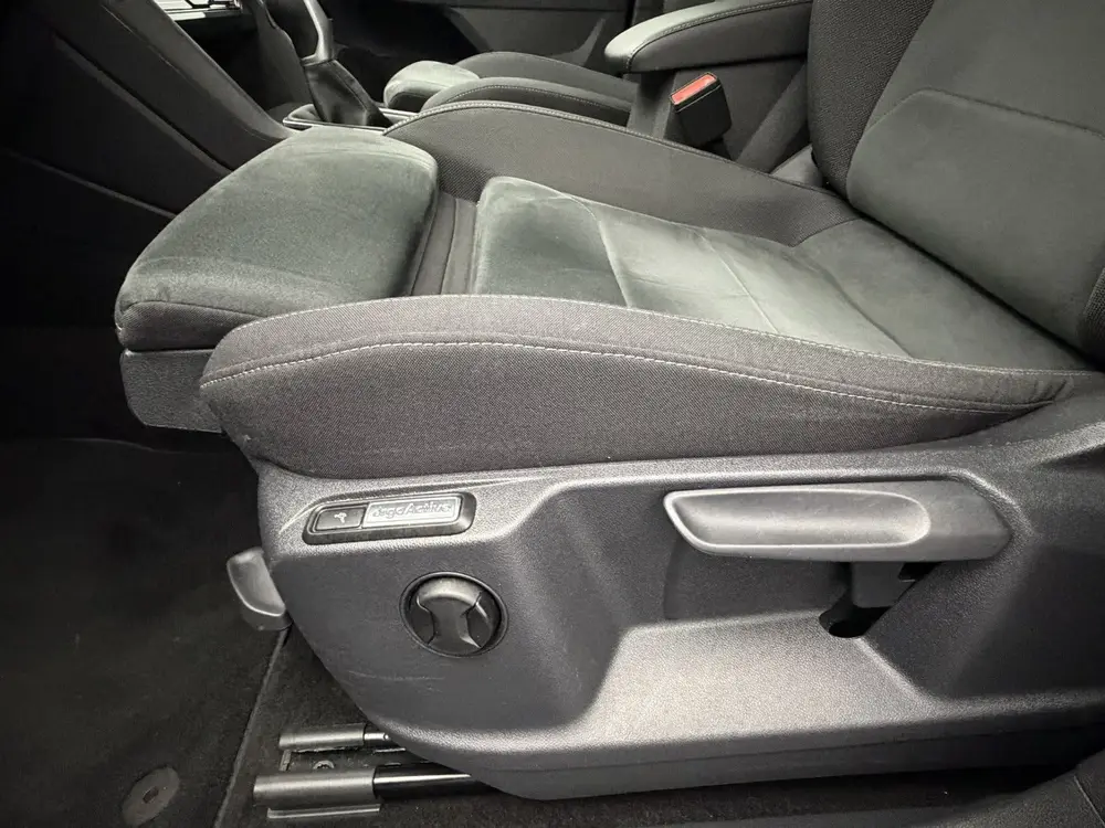 Volkswagen Tiguan 1.5 TSI 150PK Life | Panoramadak | Camera uit 2022, foto 11