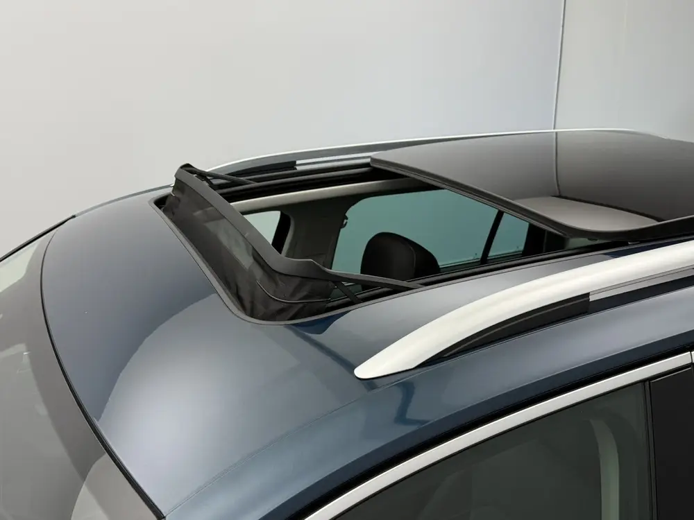 Volkswagen Tiguan 1.5 TSI 150PK Life | Panoramadak | Camera uit 2022, foto 3