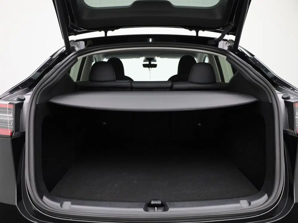 Tesla Model Y Performance AWD 75 kWh uit 2023, foto 12