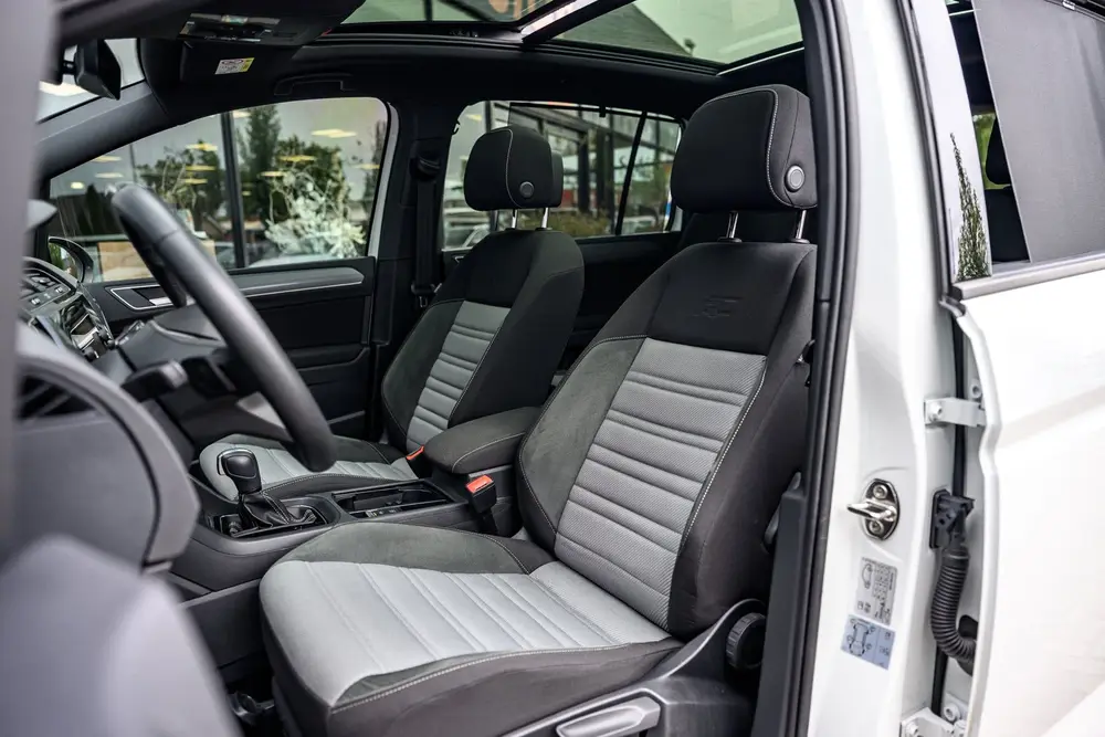 Volkswagen Touran 1.5 TSI R-Line 7p.|Carplay|Camera|Pano uit 2025, foto 20