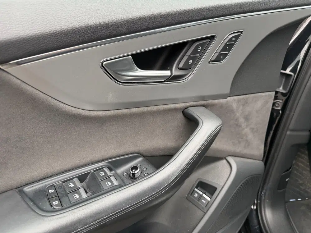 Audi Q7 55 TFSI e quattro Pro Line Plus met Trekha uit 2021, foto 12