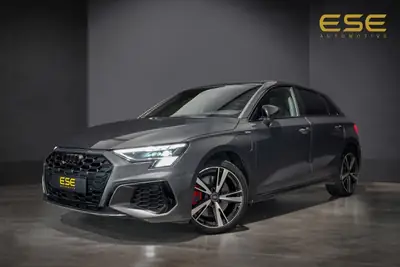 Audi A3 Sportback 45 TFSI e S edition | Panorama | Matrix | uit 2022