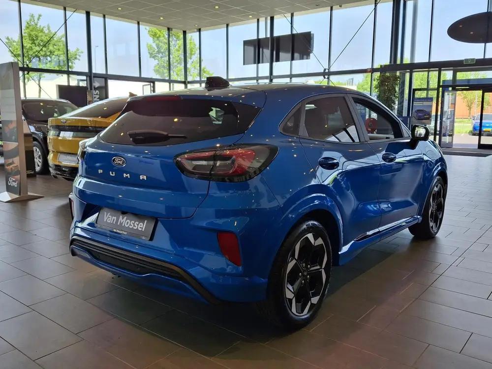 Ford Puma Gen-E Premium 44 kWh uit 2026, foto 3